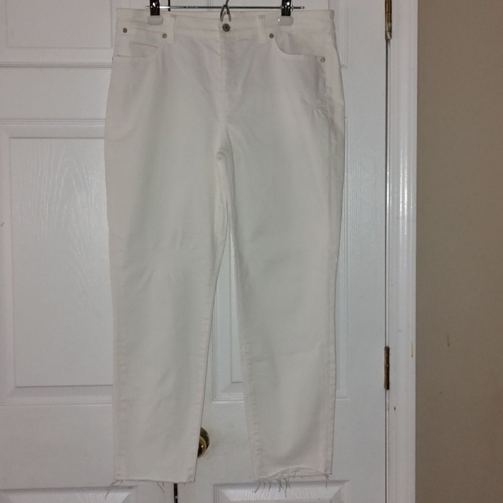 Talbots flawless slim ankle white raw hem jeans Sz 14 NWOT